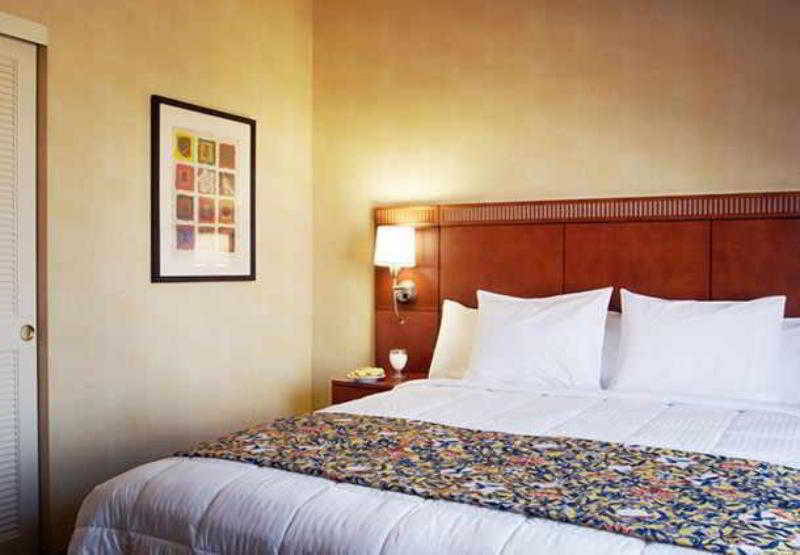 Courtyard Ventura Simi Valley Room photo