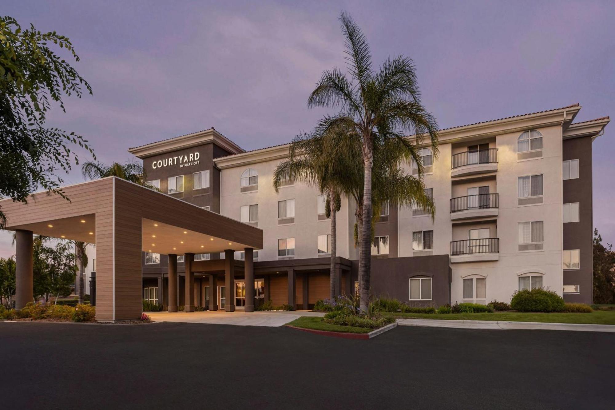 Courtyard Ventura Simi Valley Exterior photo